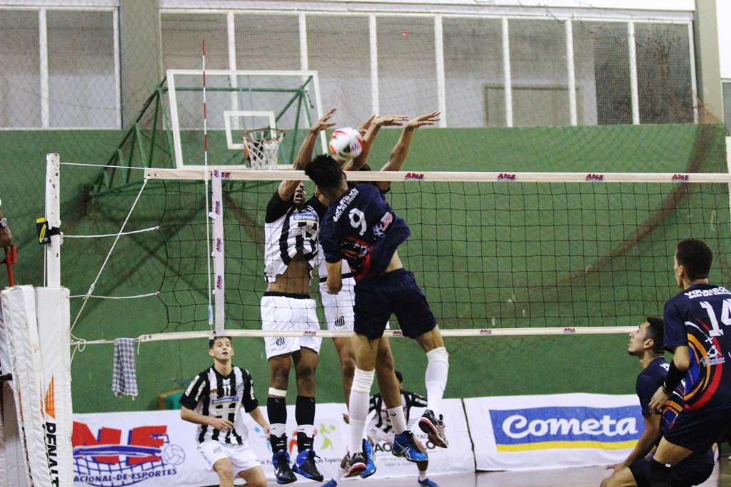 Vôlei Feminino de Santos estreia no Paulista Sub-21 em Bauru